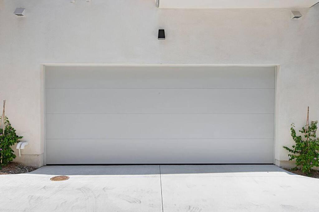 Luxury New With Private Rooftop, Downtown In Minutes Apartment